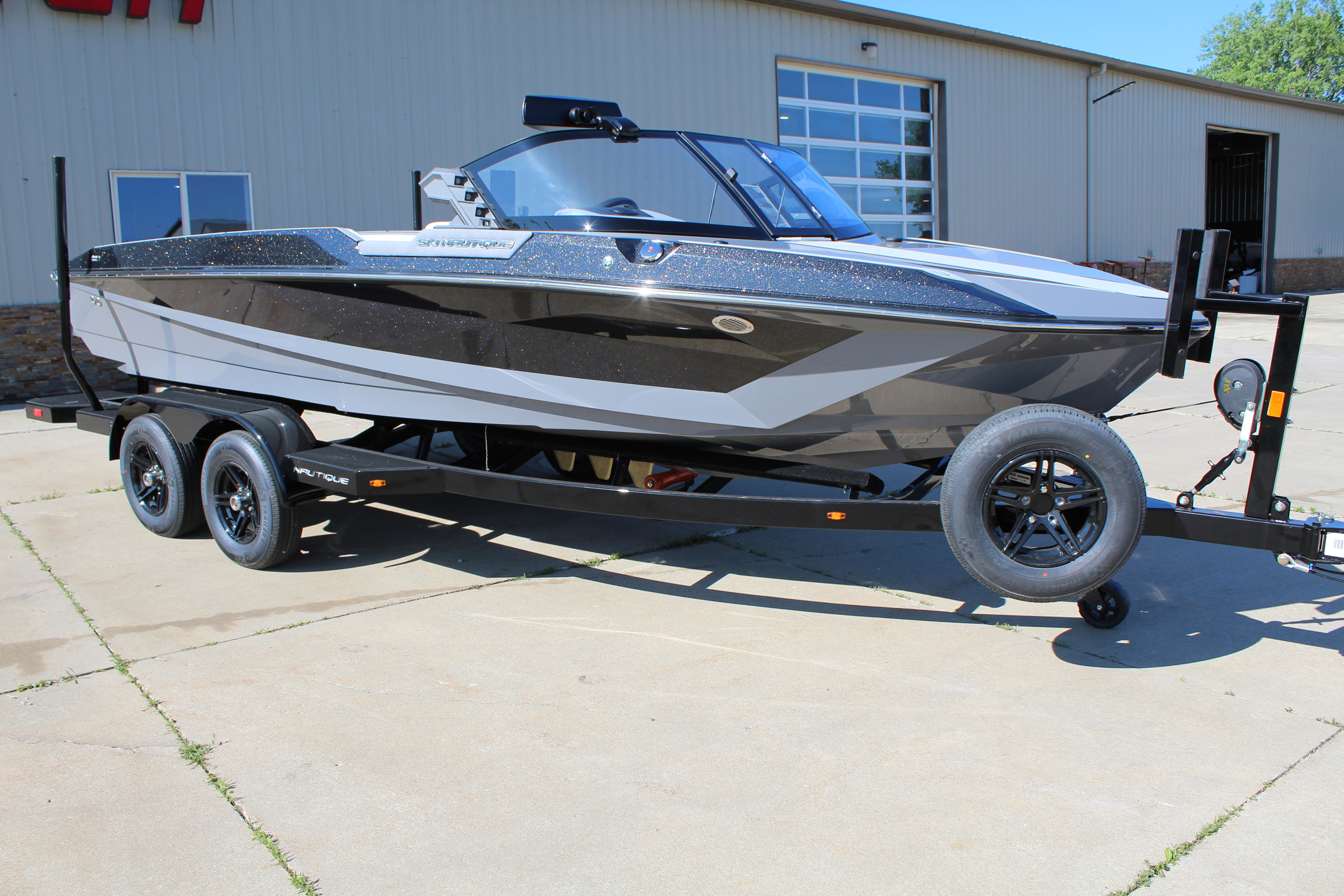2025 Ski Nautique Icon